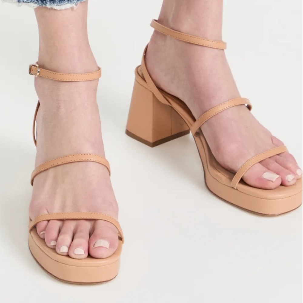 Larroude Gio Sandals tan 7
